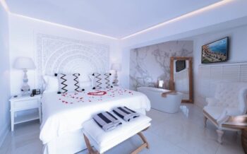 Abaton Island Resort & Spa Zimmer