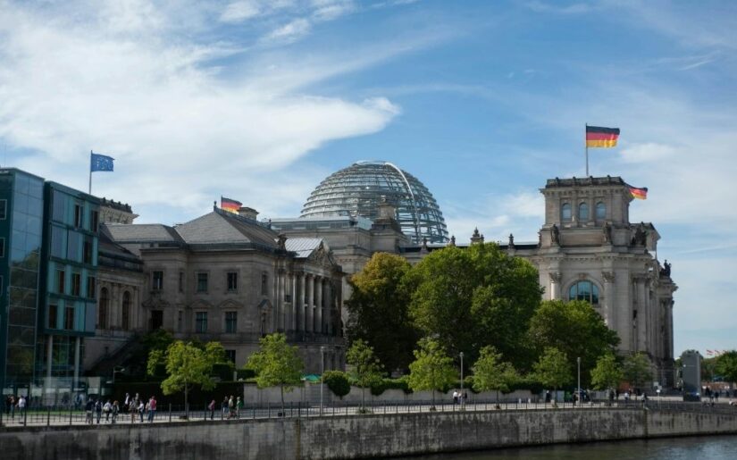 bundestagsgebaeude