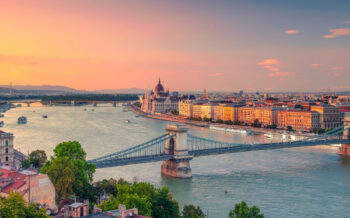 Luftansicht der Donau in Budapest
