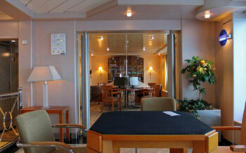 Internet-Bibliothek der MS Hamburg