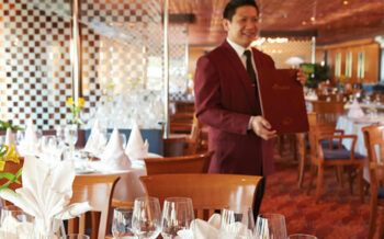 Restaurant Alsterblick auf der MS Hamburg