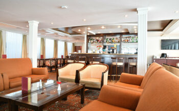 Panoramalounge der MS Lady Cristina