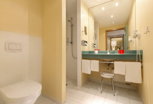 Badezimmer DORMERO Hotel Lüneburg Juniorsuite