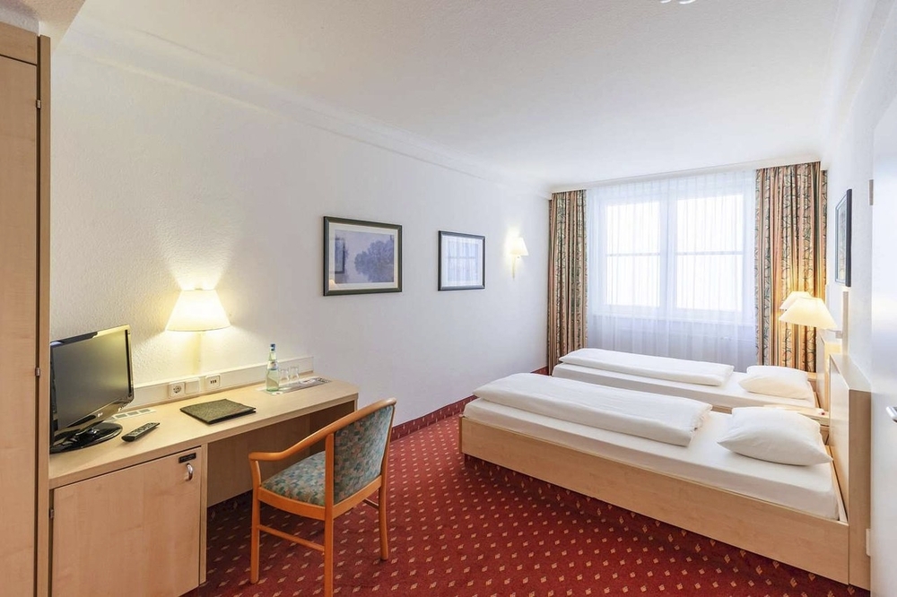 Intercity Hotel Schwerin Zimmer