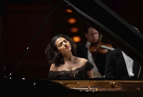 Khatia Buniatishvili am Klavier