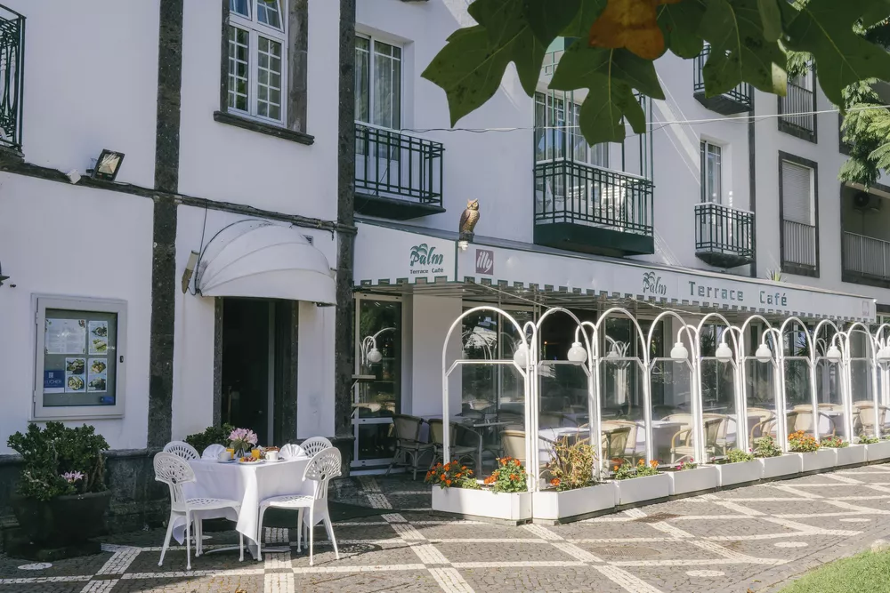 Außenansicht des Hotel Talisman auf den Azoren