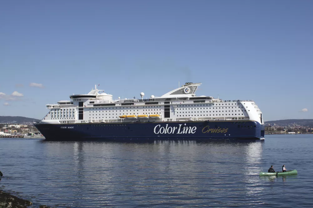 das Schiff Color Magic