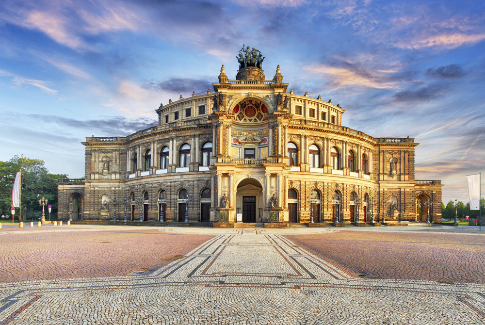 Außenansicht der Semperoper Dresden