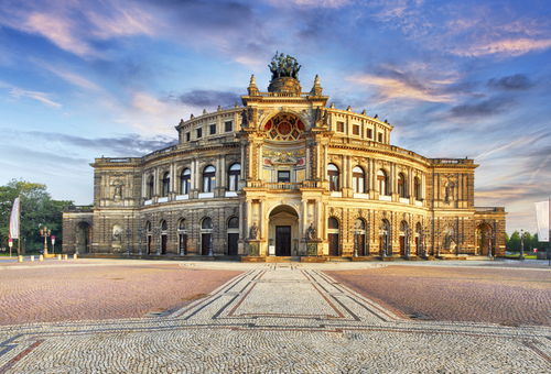 Außenansicht der Semperoper Dresden