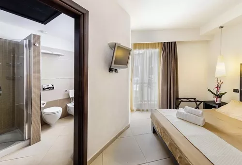 Doppelzimmer AHR Baja Hotel & Spa Cannigione