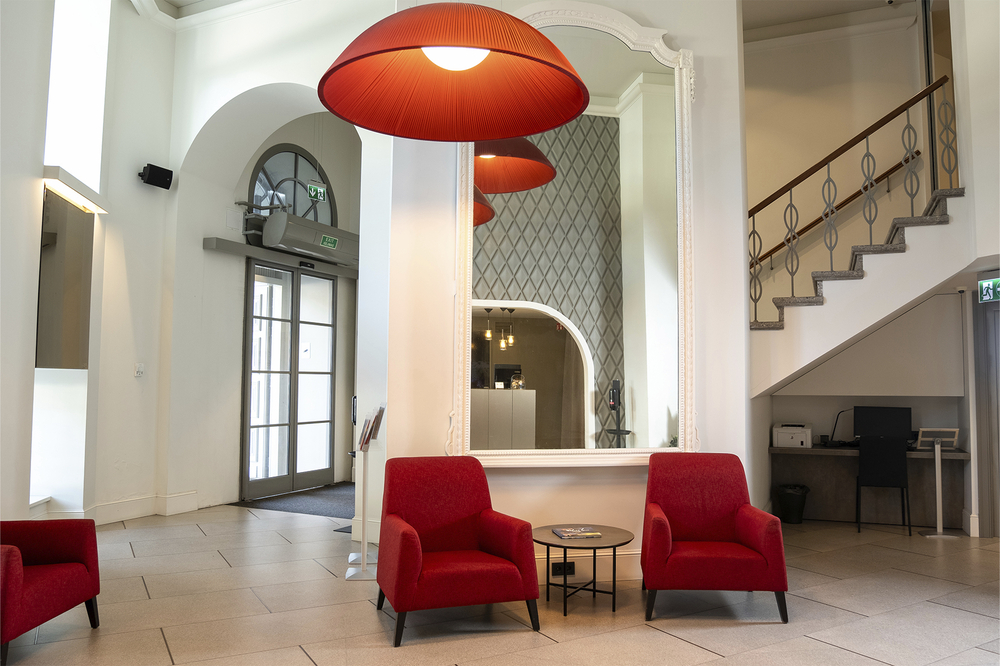Rezeption des Hotel Vilnia