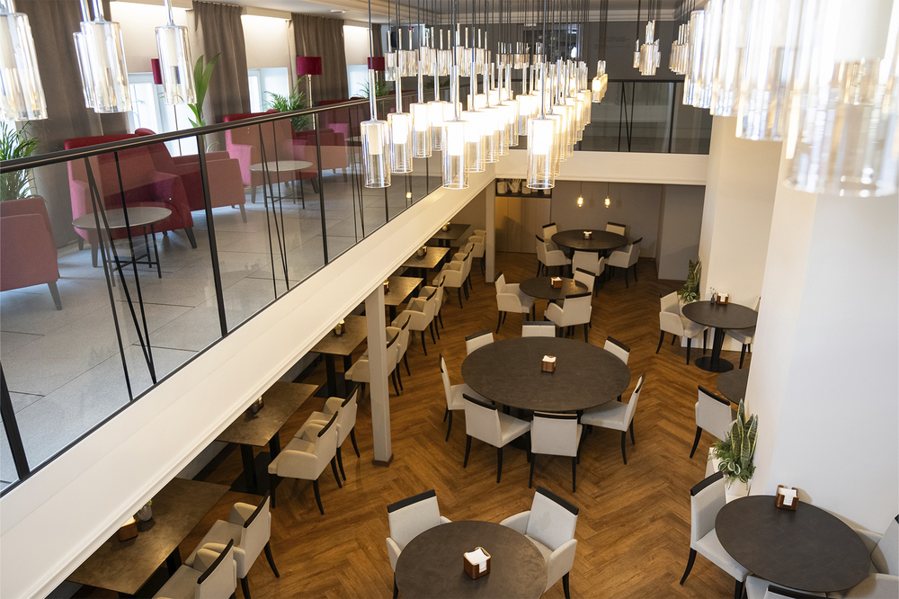 Bar und Restaurant im Hotel Vilnia