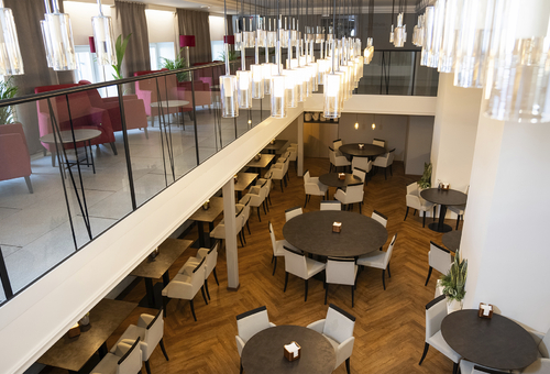 Bar und Restaurant im Hotel Vilnia