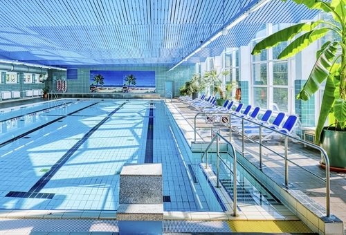 Schwimmbad im AHORN Berghotel Friedrichroda