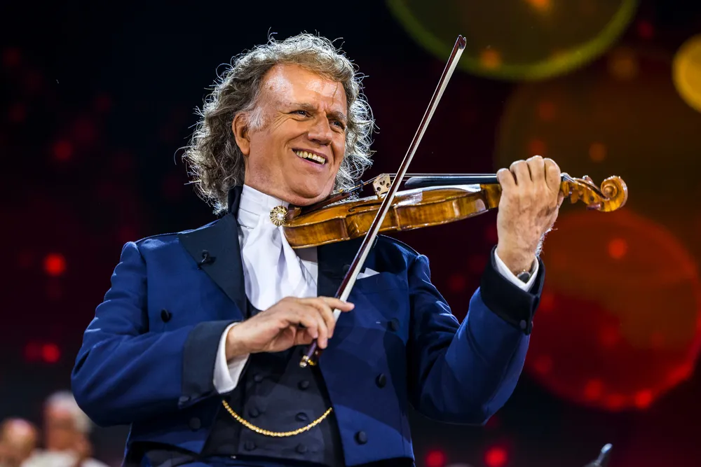 André Rieu spielt Geige