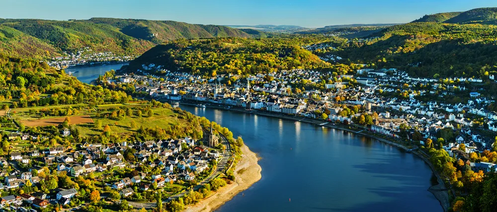 Luftaufnahme der Städte Filsen und Boppard mit dem Rhein in Deutschland