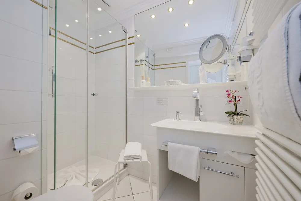 Badezimmer des Komfort Einzelzimmers 