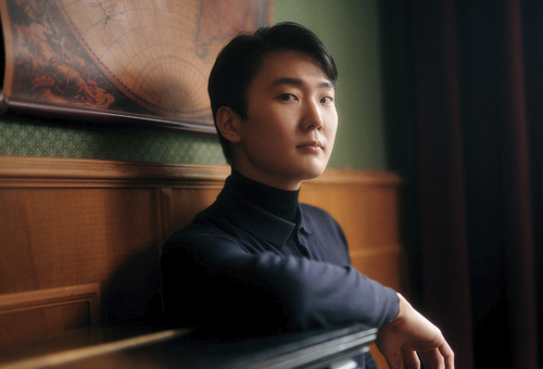 Seong-Jin Cho