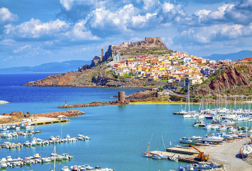 Blick auf Castelsardo auf Sardinien