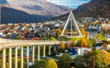 Brücke Tromsøbrua in Tromso, Norwegen