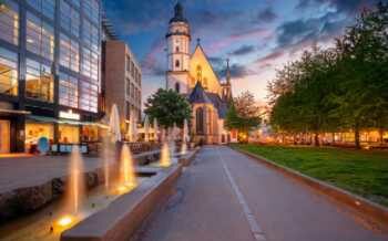 Leipzig Downtown mit wunderschönen Sonnenuntergang