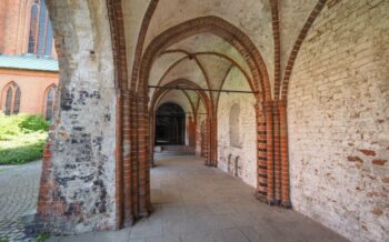 Durchgang im Dom Lübeck