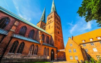 Dom Lübeck von außen